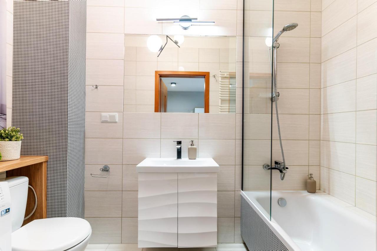 Marina Apartment - Przy Jeziorze, Taras, Tv55" Z Netflix I Prime, Parking Илава Экстерьер фото