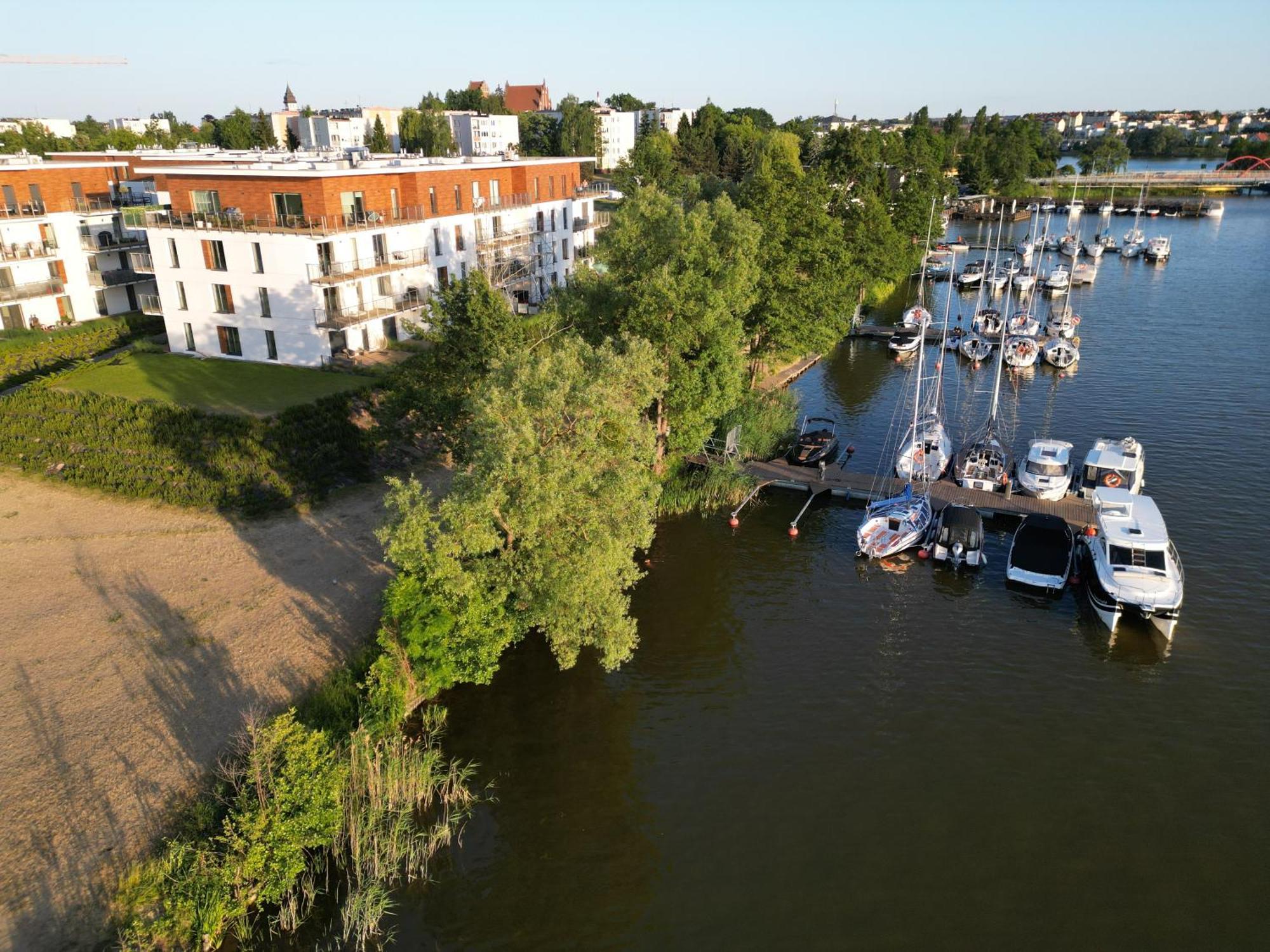 Marina Apartment - Przy Jeziorze, Taras, Tv55" Z Netflix I Prime, Parking Илава Экстерьер фото